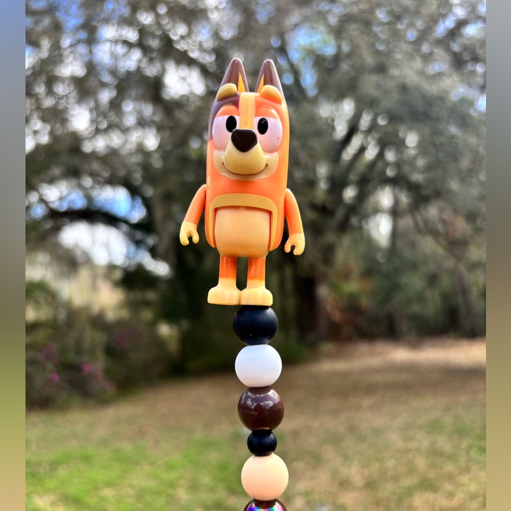 Custom Made Orange Cartoon Character Pen - Picture 2 of 4